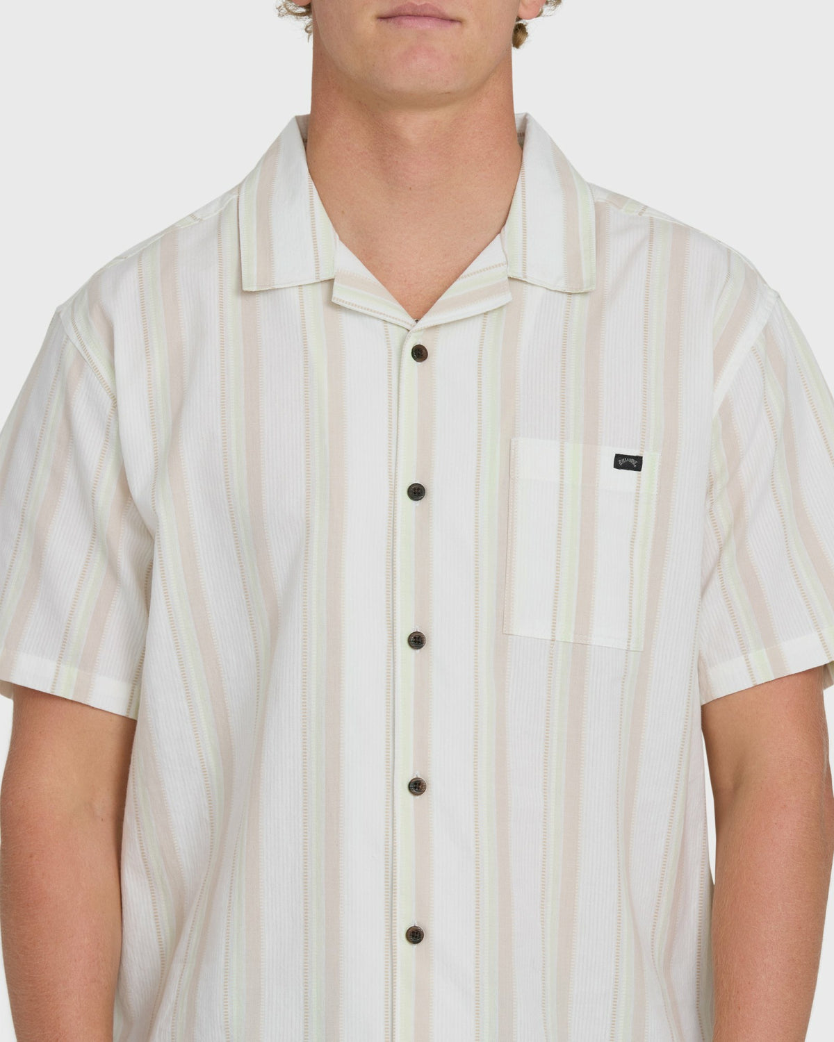 Billabong Men's Victoria Vacay Short Sleeve Woven Shirt - White Sand