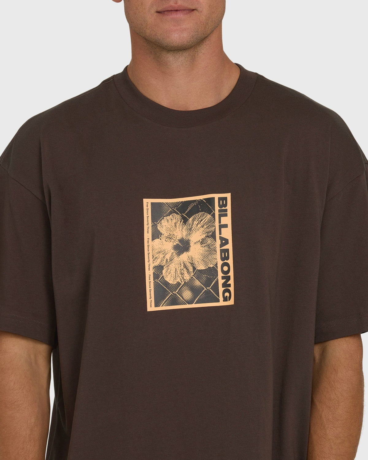 Billabong Men's Link OG Short Sleeve Knit T-Shirt - Chocolate Brown