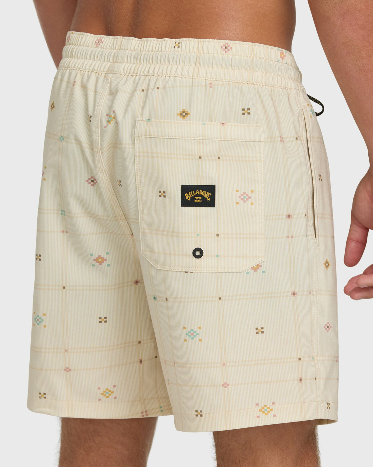 Billabong Men's Good Times Layback 16\" Trunks - Oatmeal