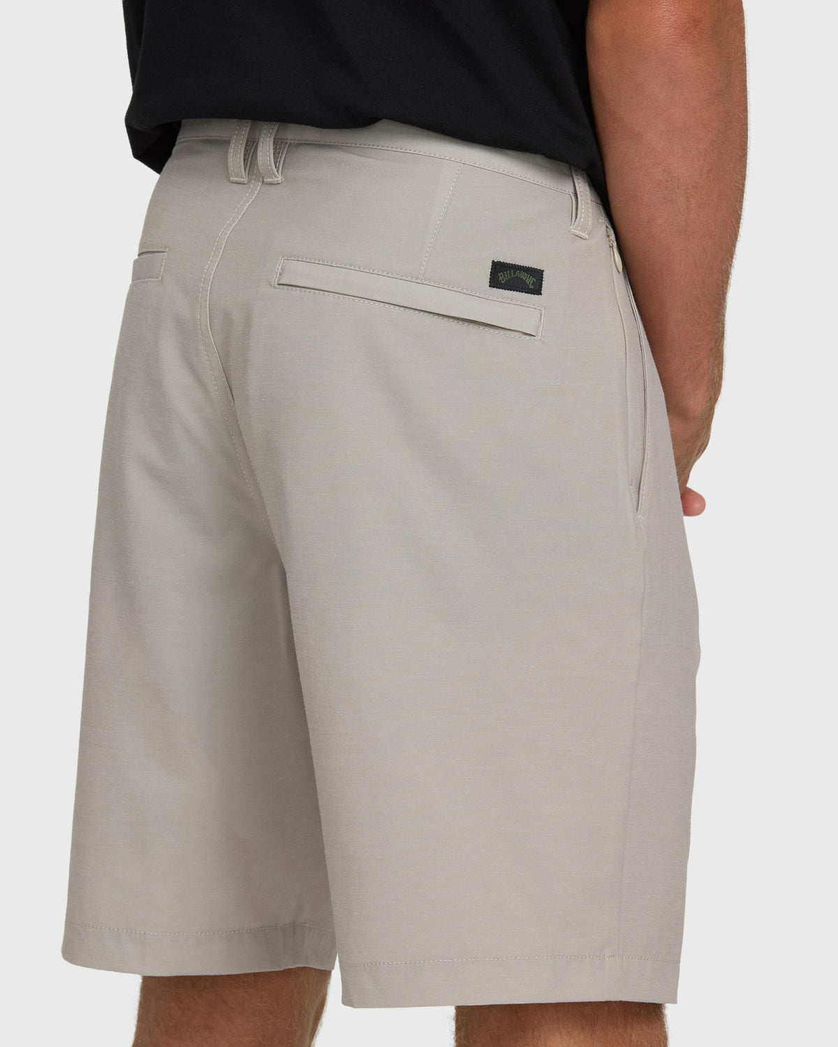 Billabong Men's Primary Submersible 19\" Hybrid Shorts - Vintage Khaki
