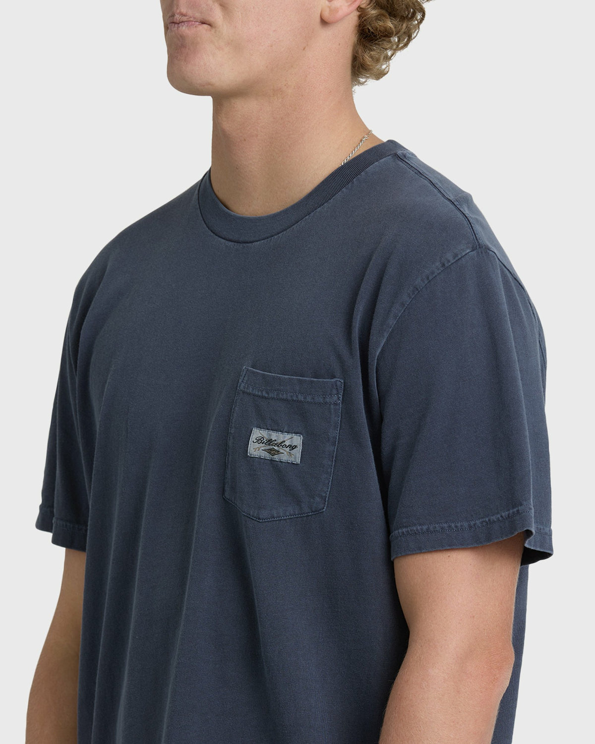 Billabong Men's Essential Pocket Wave Washed Premium Short Sleeve T-Shirt - Graystone