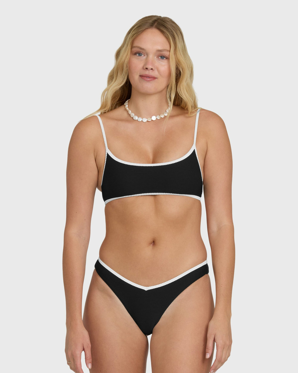 Billabong Women's Tanlines Bound V Hike Bikini Bottoms - Black Pebble