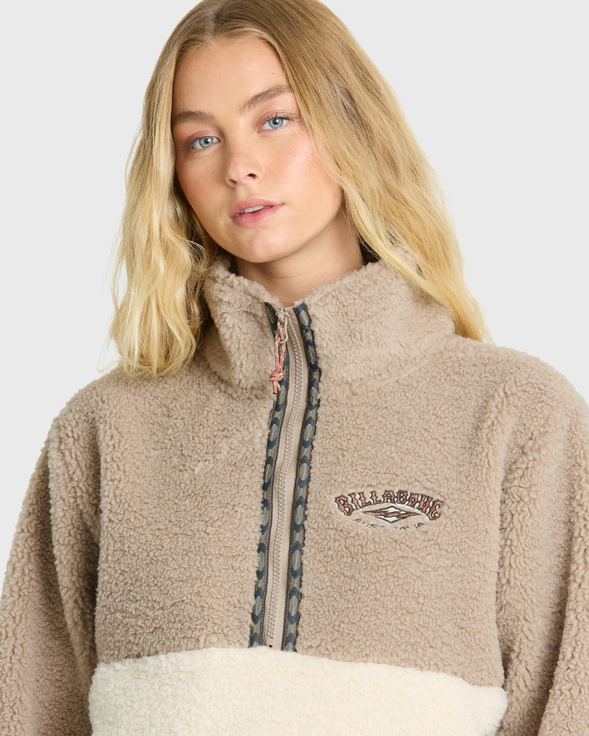 Billabong Women's Horizon Sherpa Mock Neck Half Zip Sweatshirt - Cobblestone