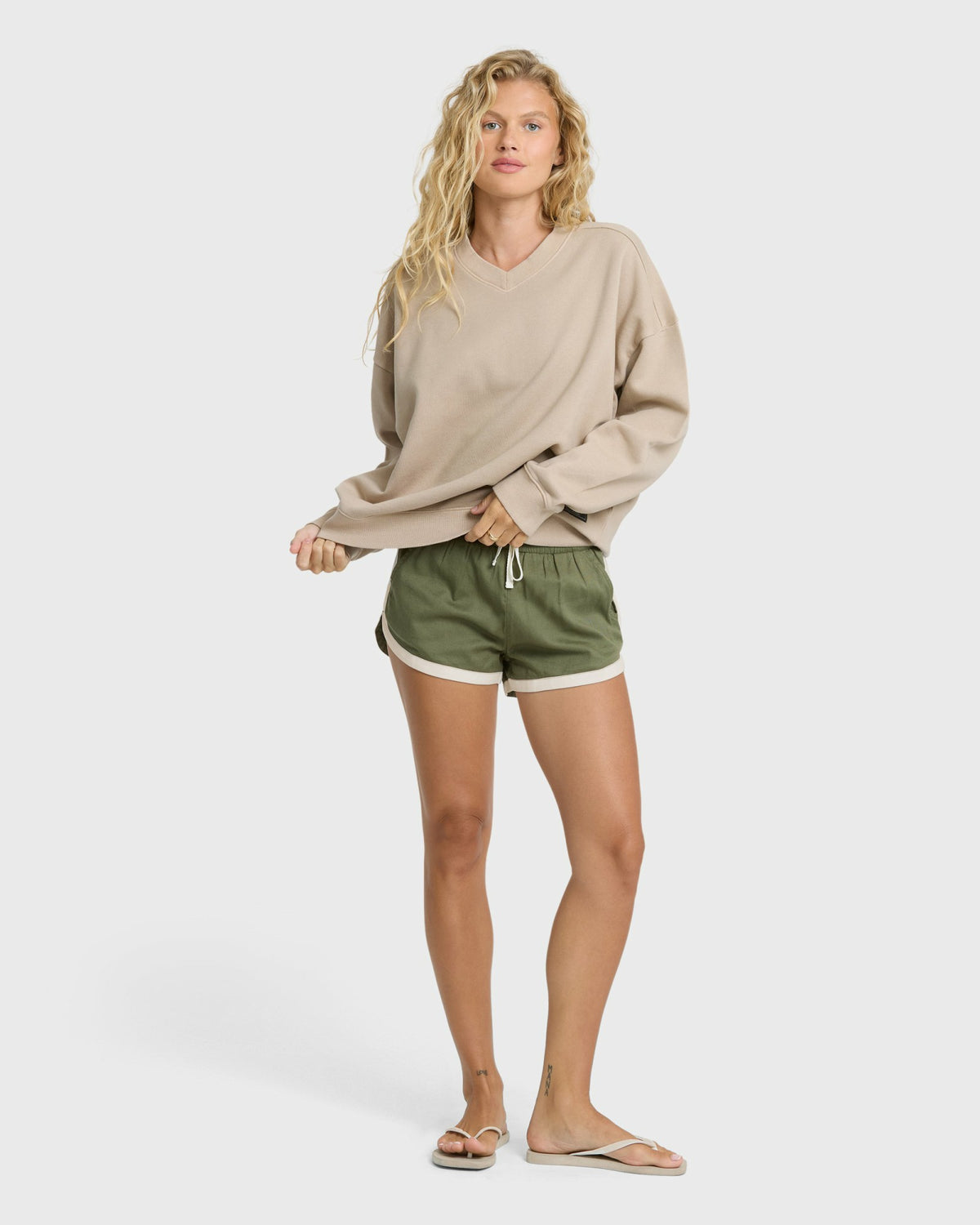 Billabong Women's That Life V-Neck Sweatshirt - Cobblestone