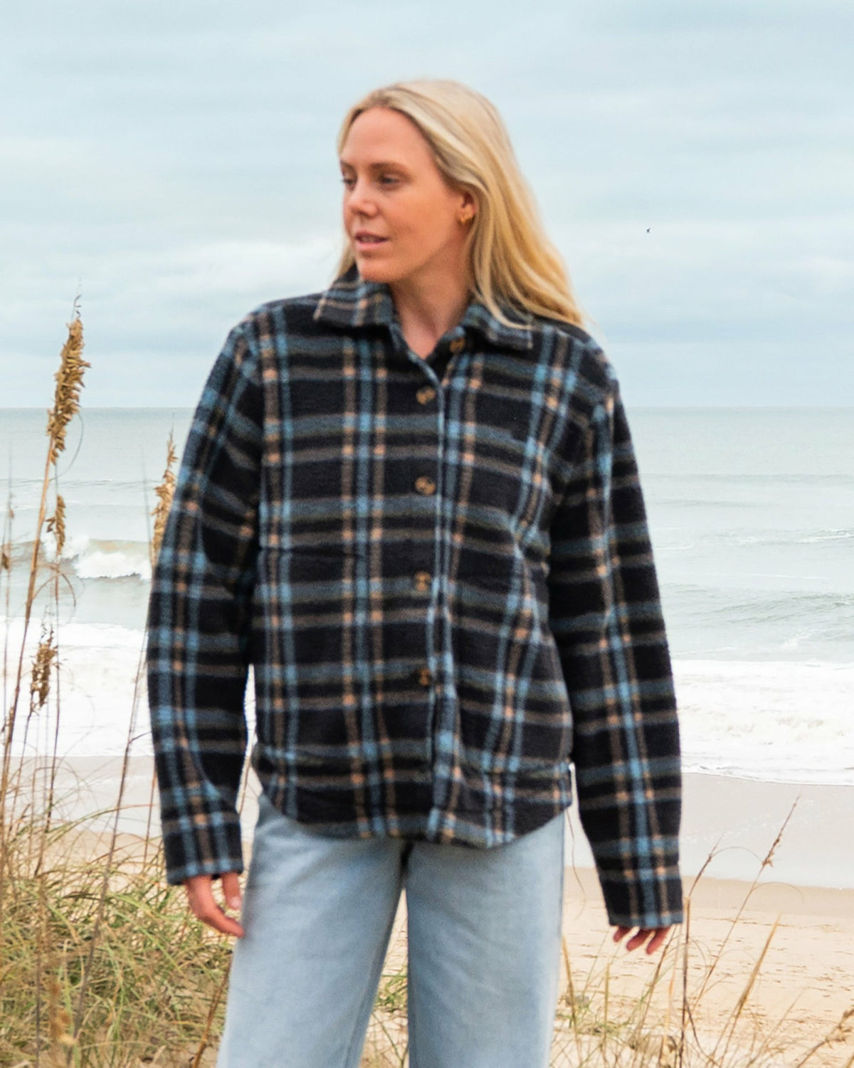 Billabong Women's Breezy Sherpa Shacket - Black Sands