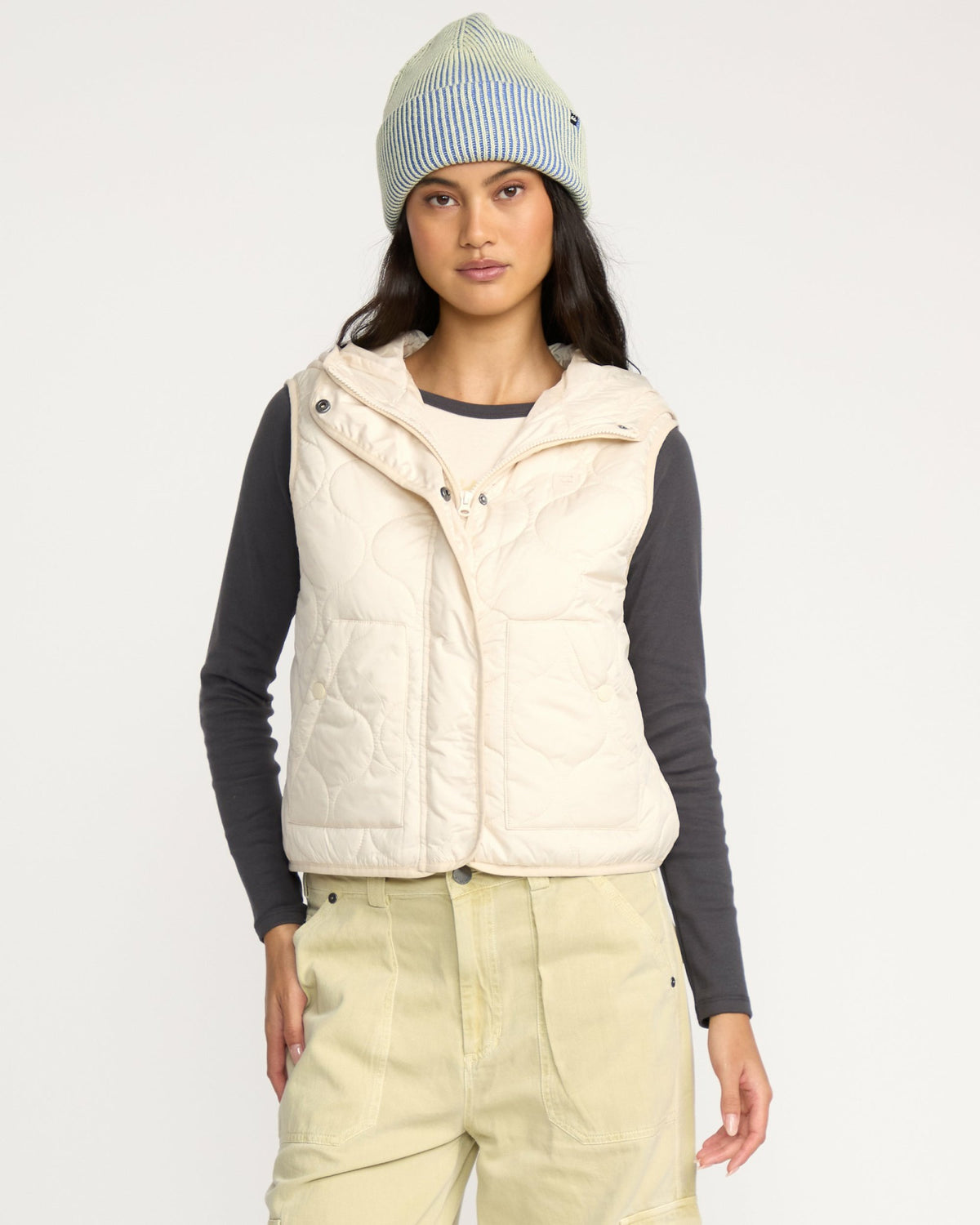 Billabong Women's A\/Div Cliffs Quilted Lightweight Vest - Whitecap