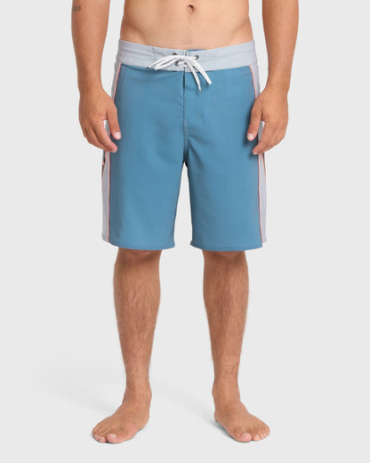 Billabong Men's New Wave Pro 19\" Boardshorts - China Blue