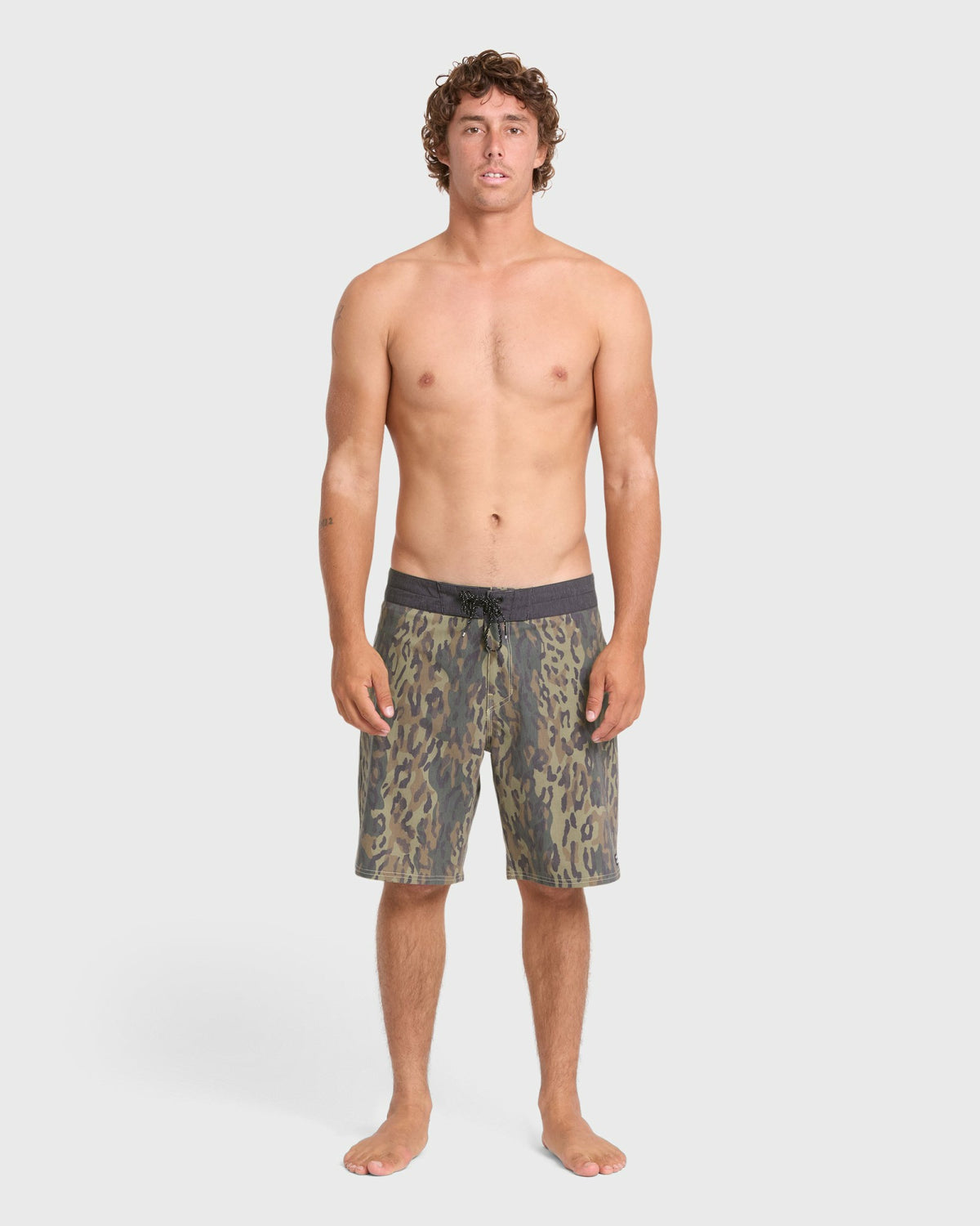 Billabong Men's Sundays Pro 19\" Boardshorts - Khaki