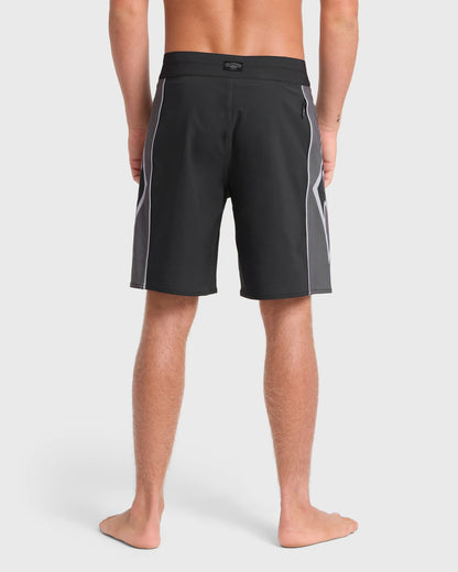 Billabong Men's New Wave Pro 19\" Boardshorts - Black