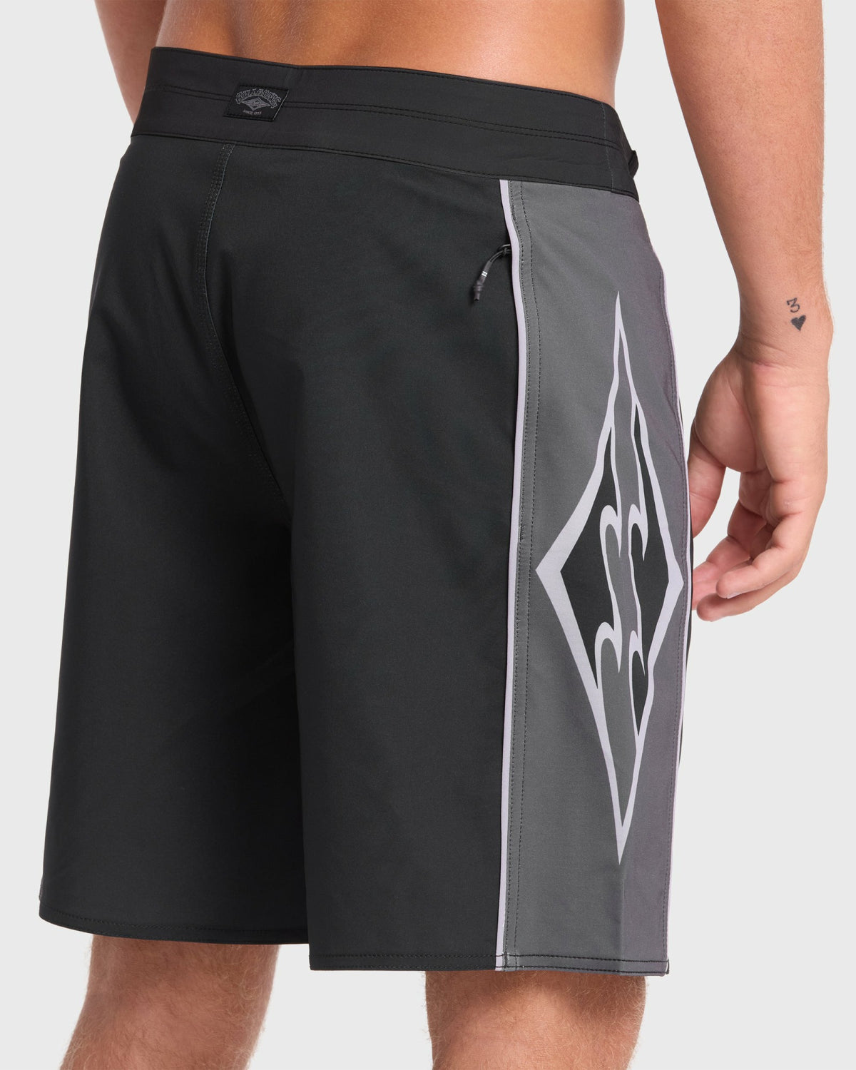 Billabong Men's New Wave Pro 19\" Boardshorts - Black