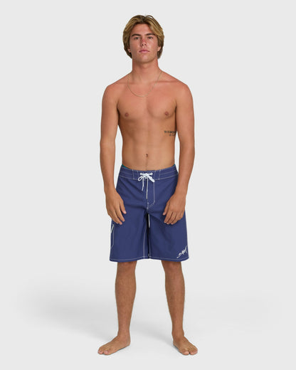 Billabong Men's Piped Pro 21\" Boardshorts - Purple Velvet