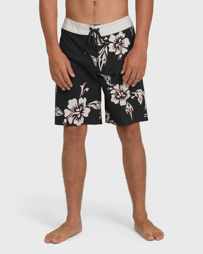 Billabong Men's Sundays Pro 19\" Boardshorts - Black