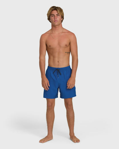 Billabong Men's Lineup Solid Layback 16\" Trunks - Deep Ocean