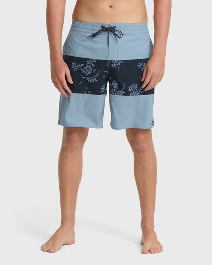 Billabong Men's Tribong Lo Tide 18\" Boardshorts - True Navy