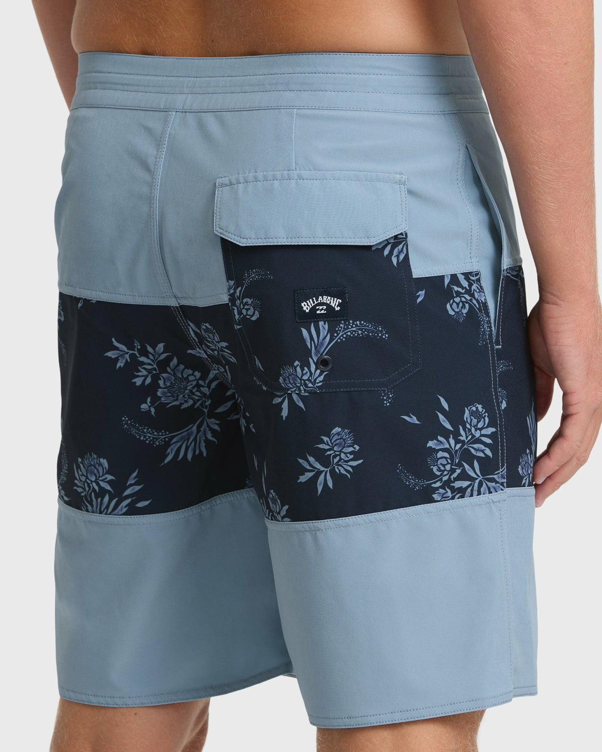 Billabong Men's Tribong Lo Tide 18\" Boardshorts - True Navy