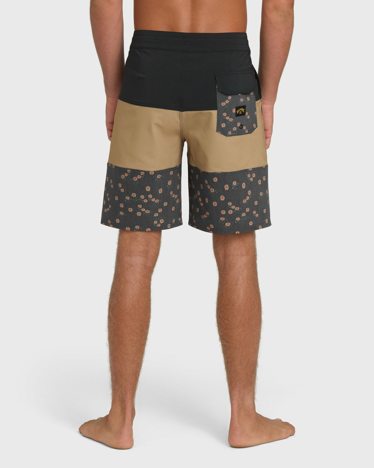 Billabong Men's Tribong Lo Tide 18\" Boardshorts - Khaki