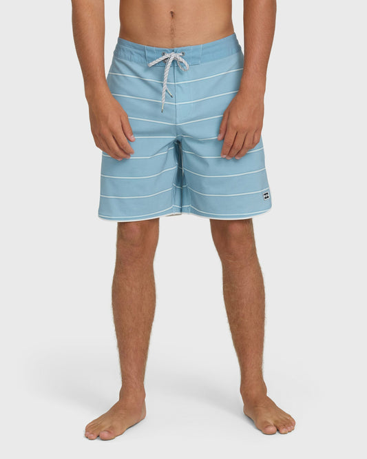 Billabong Men's 73 Lo Tide 18\" Boardshorts - Real Teal
