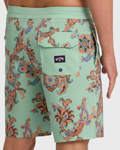 Billabong Men's Sundays Lo Tide 18\" Boardshorts - Granite Green Multi - Granite Green
