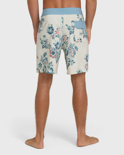 Billabong Men's Good Times Pro 18\" Boardshorts - Oatmeal