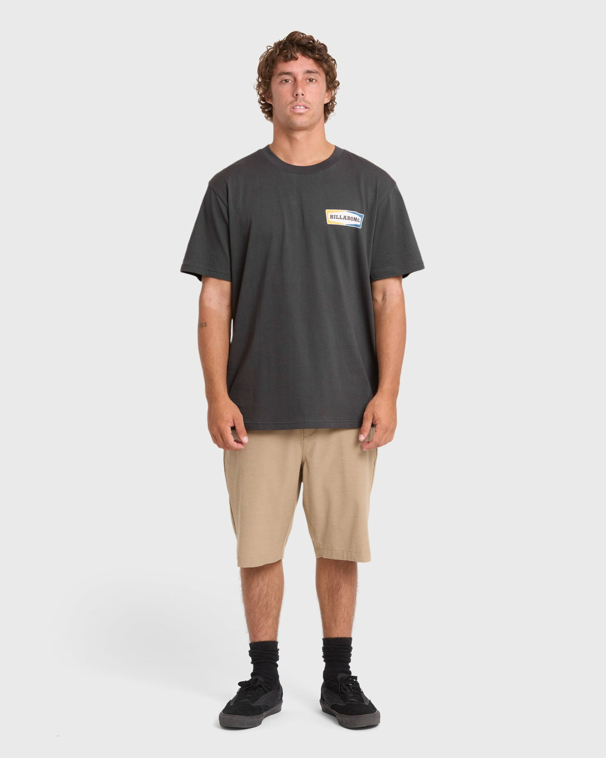 Billabong Men's Walled Premium Short Sleeve Knit T-Shirt - Raven