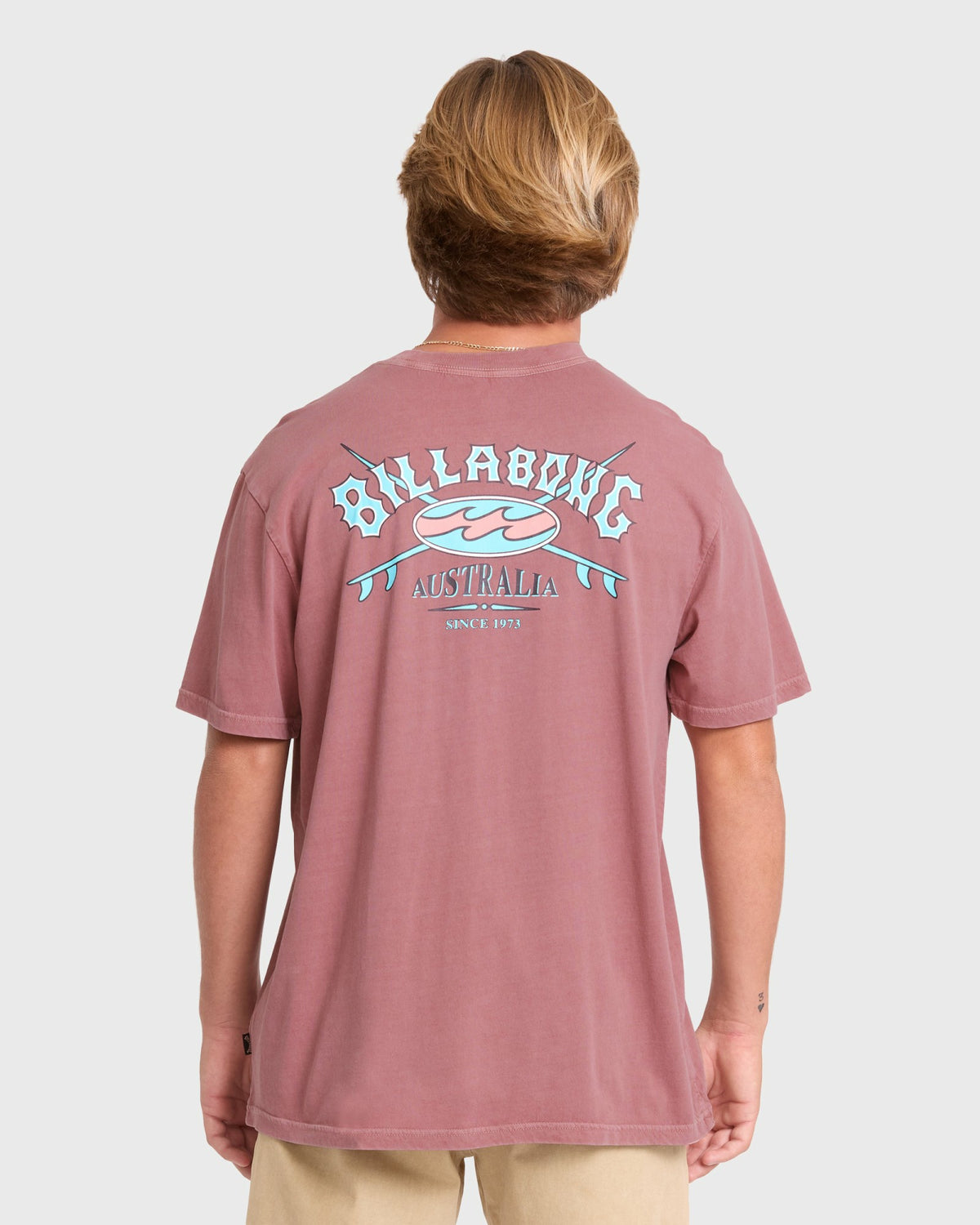 Billabong Men's Heritage Arch Wave Washed Premium Short Sleeve Cotton T-Shirt - Red Dahlia