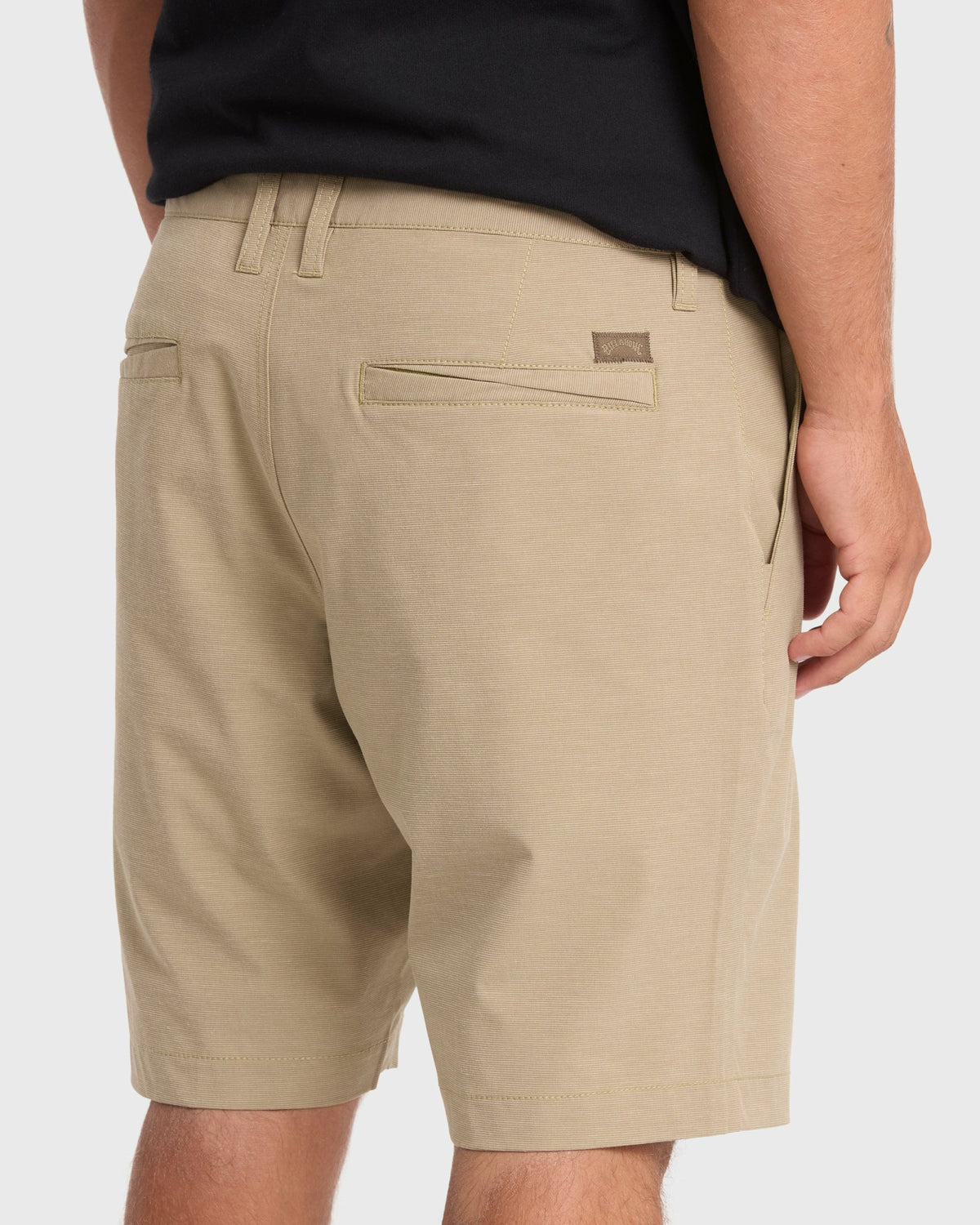Billabong Men's Crossfire Submersible 19\" Amphibian Hybrid Shorts - Khaki