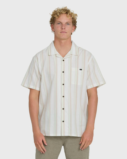 Billabong Men's Victoria Vacay Short Sleeve Woven Shirt - White Sand