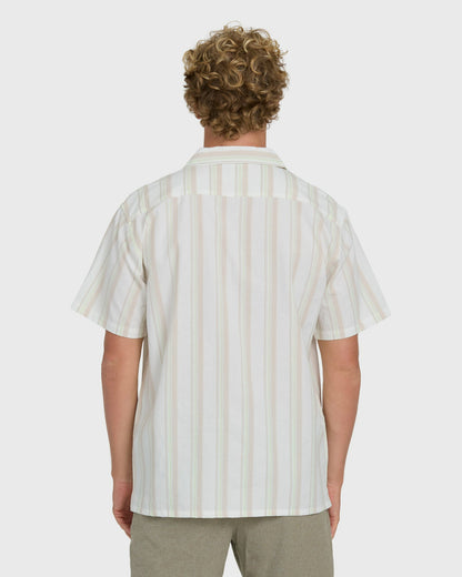 Billabong Men's Victoria Vacay Short Sleeve Woven Shirt - White Sand