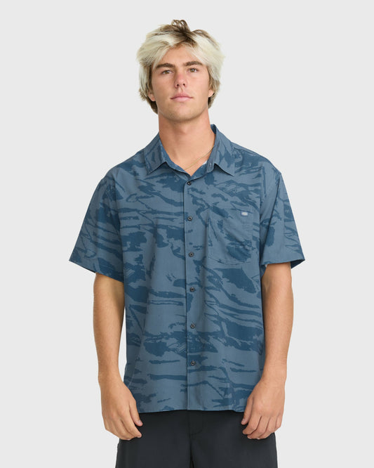 Billabong Men's Adventure Division Surftrek Perforated Short Sleeve Woven Shirt - China Blue