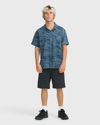 Billabong Men's Adventure Division Surftrek Perforated Short Sleeve Woven Shirt - China Blue