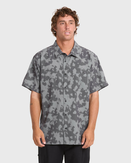Billabong Men's Adventure Division Surftrek Perforated Short Sleeve Woven Shirt - Black