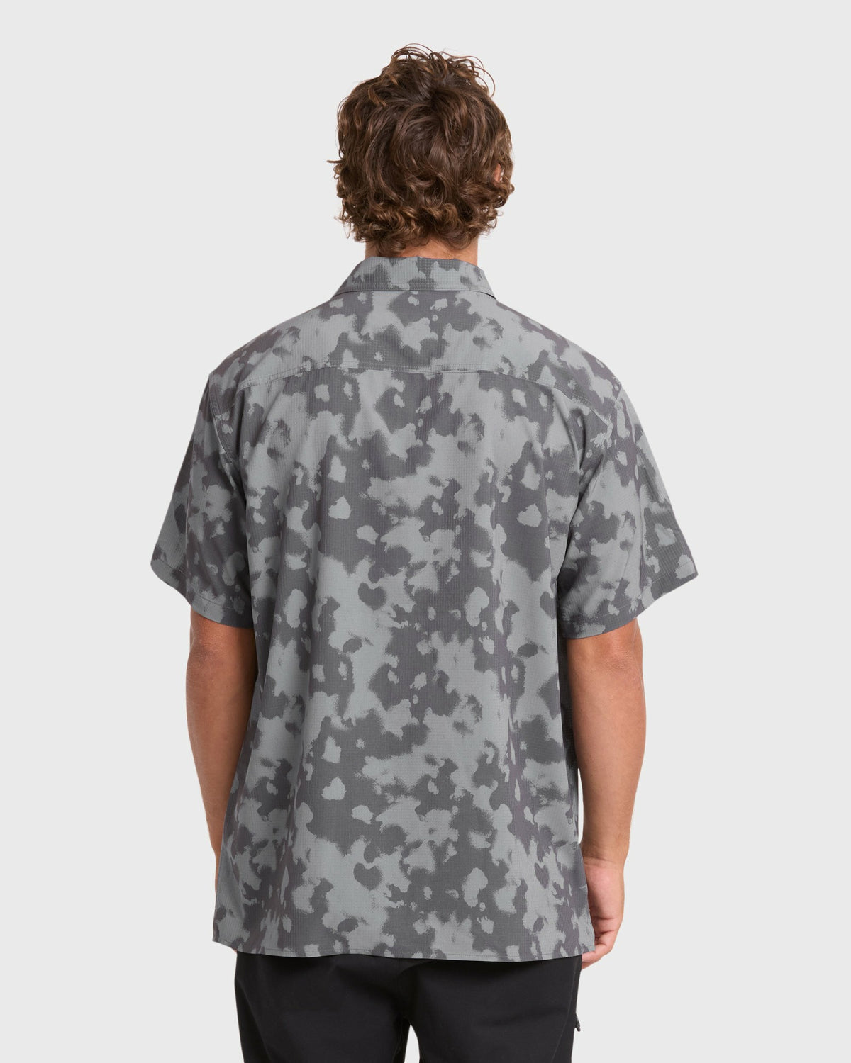 Billabong Men's Adventure Division Surftrek Perforated Short Sleeve Woven Shirt - Black