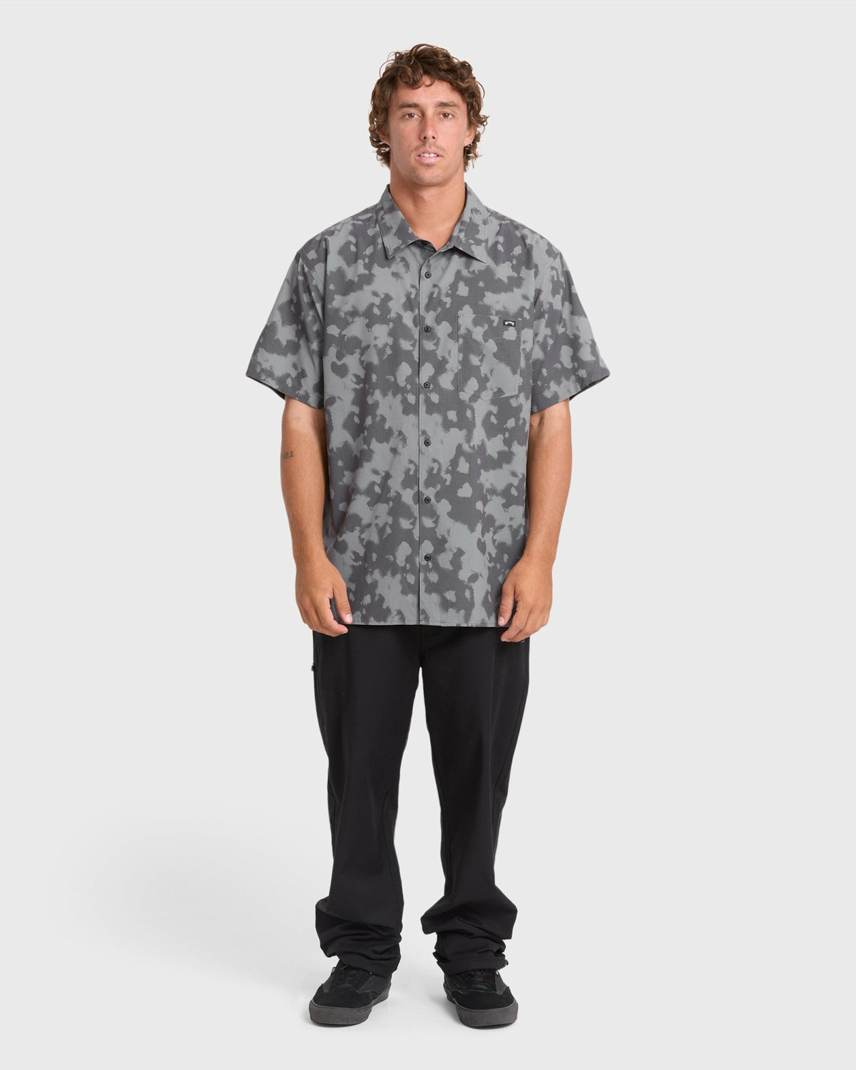 Billabong Men's Adventure Division Surftrek Perforated Short Sleeve Woven Shirt - Black