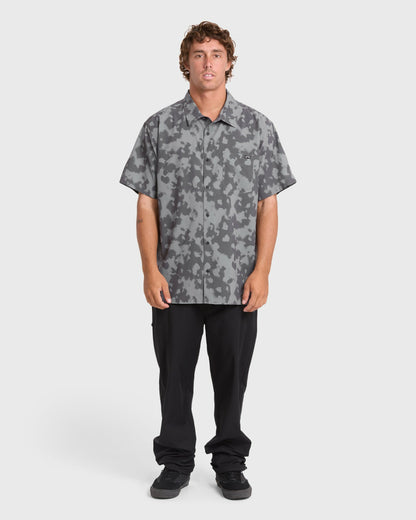 Billabong Men's Adventure Division Surftrek Perforated Short Sleeve Woven Shirt - Black