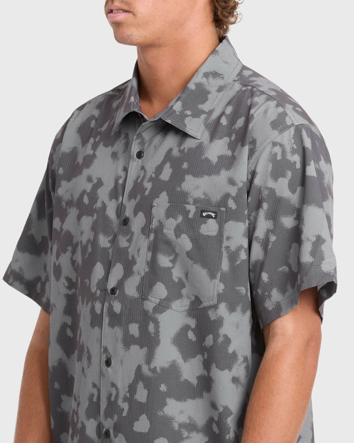 Billabong Men's Adventure Division Surftrek Perforated Short Sleeve Woven Shirt - Black