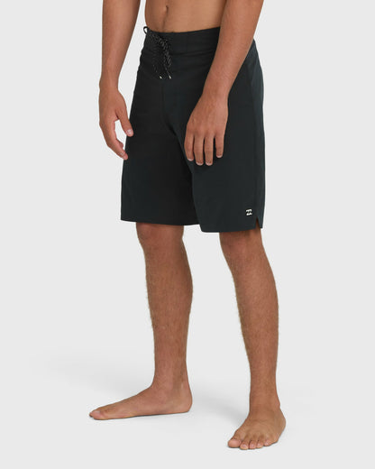 Billabong Men's Boat Trip Pro 19\" Boardshorts - Black