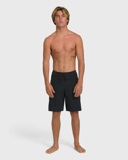 Billabong Men's Boat Trip Pro 19\" Boardshorts - Black