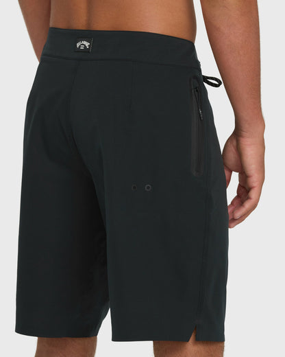 Billabong Men's Boat Trip Pro 19\" Boardshorts - Black