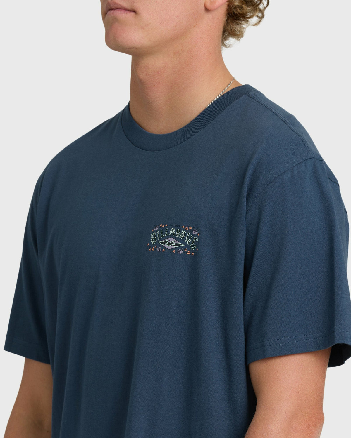 Billabong Men's Heritage Arch Premium Short Sleeve T-Shirt - Dark Denim