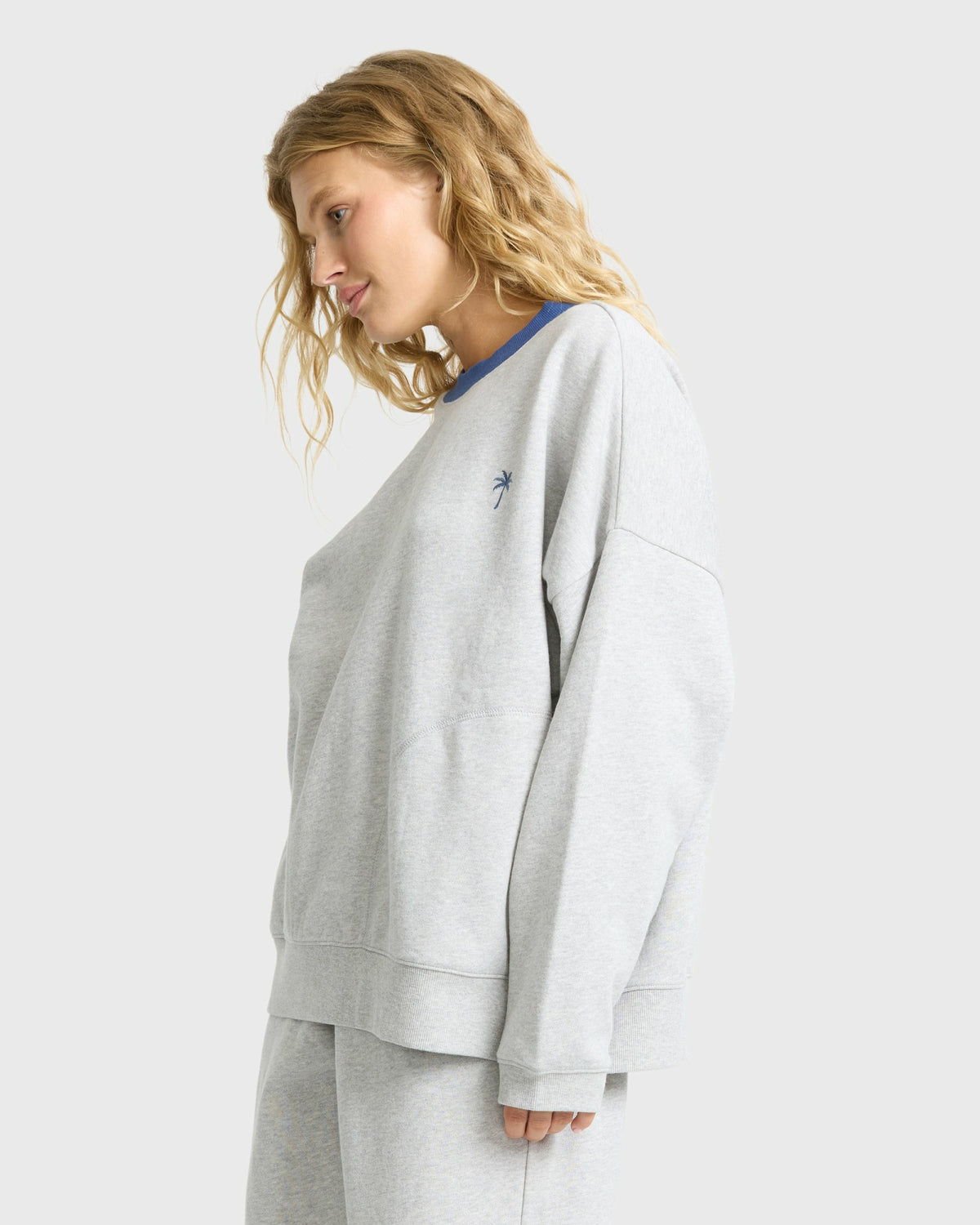 Billabong Women's Sunset Palm Crewneck Sweatshirt - Heather Gray