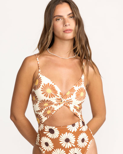 Billabong Women's Fresh Daze Mika One-Piece Swimsuit - Sunburnt