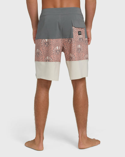 Billabong Men's Tribong Pro 19\" Boardshorts - Ash Rose