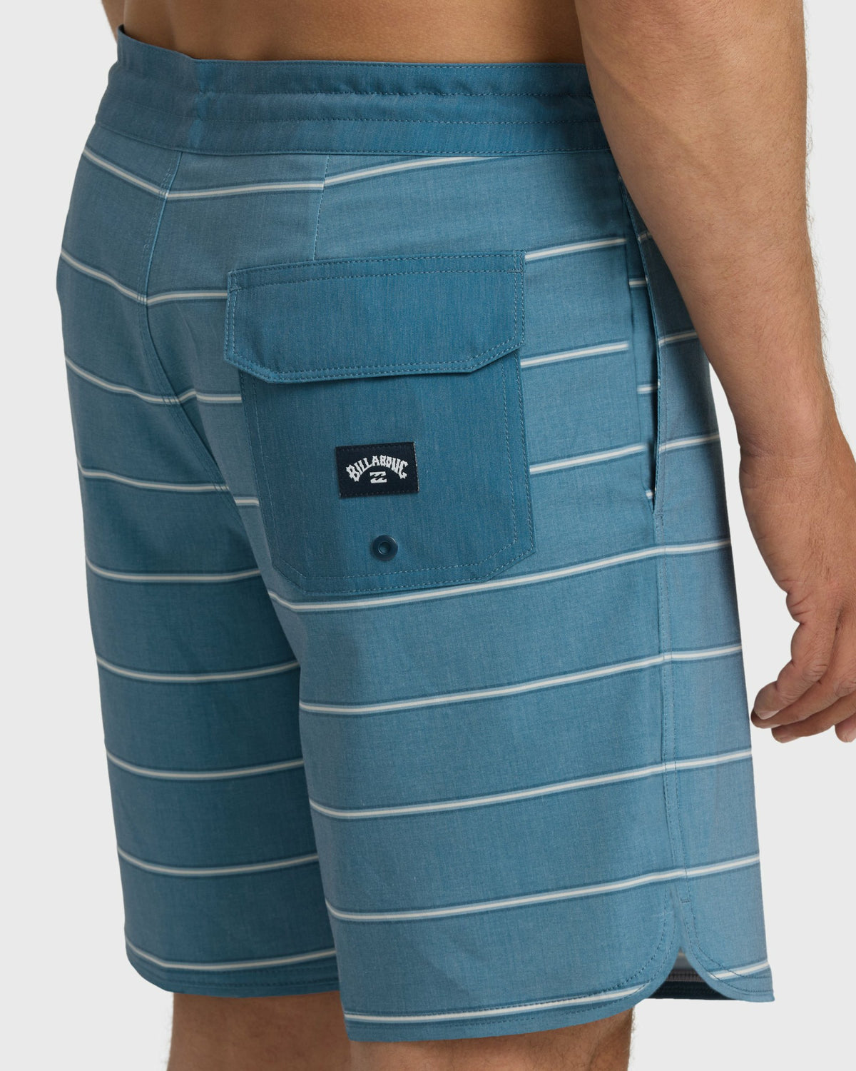 Billabong Men's 73 Lo Tide 18\" Boardshorts - Real Teal