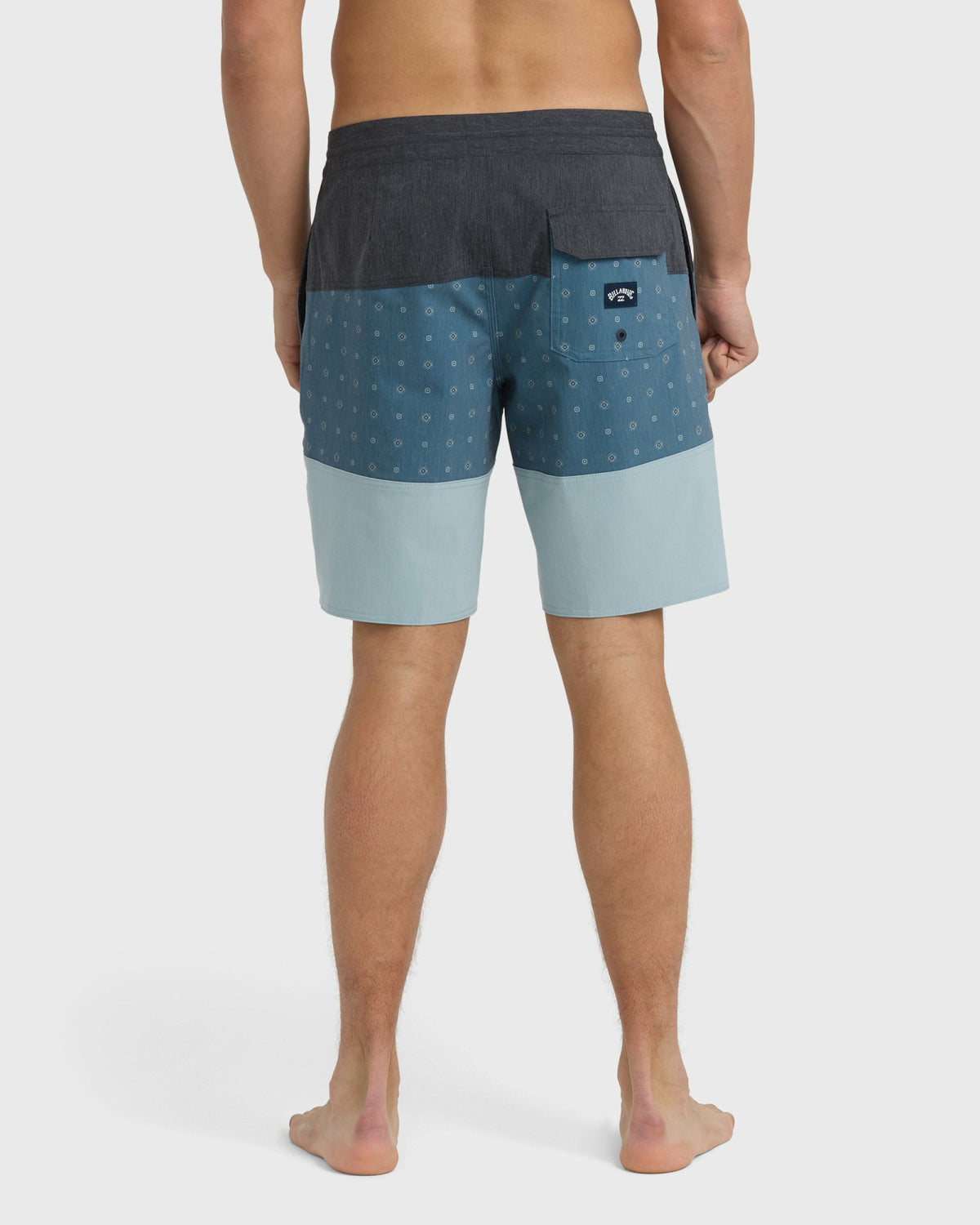 Billabong Men's Tribong Lo Tide 19\" Boardshorts - Real Teal