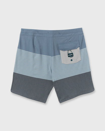 Billabong Men's 73 Lo Tide 18\" Boardshorts - Steel Blue