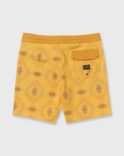 Billabong Men's Good Times Lo Tide 18\" Boardshorts - Dust Yellow