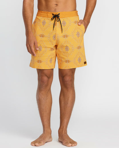 Billabong Men's Good Times Lo Tide 18\" Boardshorts - Dust Yellow