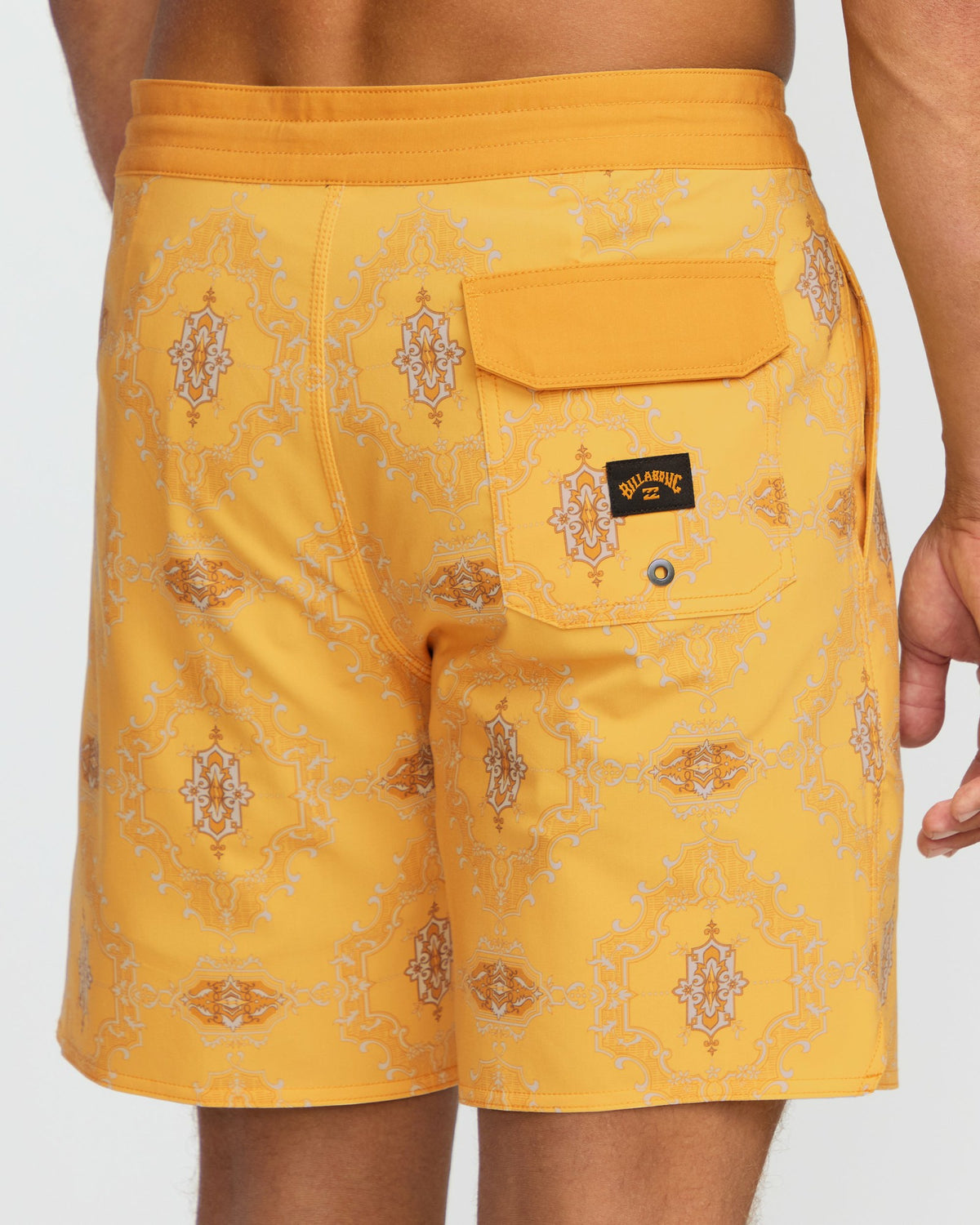 Billabong Men's Good Times Lo Tide 18\" Boardshorts - Dust Yellow