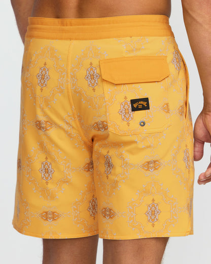 Billabong Men's Good Times Lo Tide 18\" Boardshorts - Dust Yellow