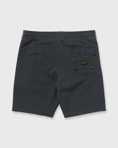 Billabong Men's Wategos Lo Tide 19\" Boardshorts - Phantom